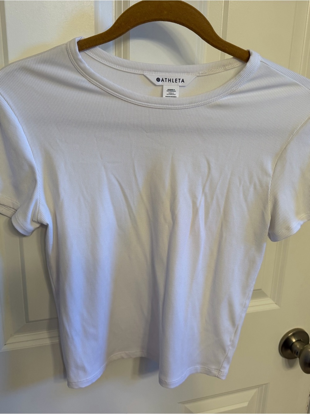 Athleta White Ribbed Short Sleeve Crew Tee
